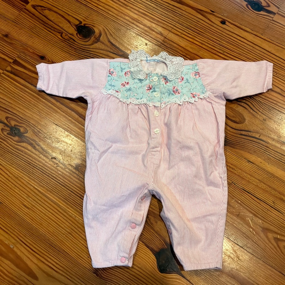 VTG Pink Seersucker Denim Romper Floral Balloon Lace Trim Toddler? Cottagecore